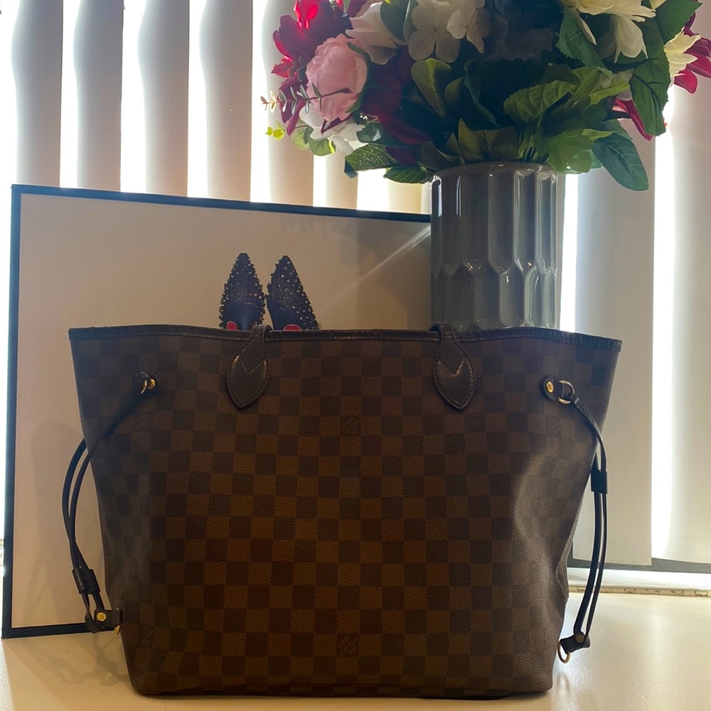 Louis Vuitton Damier Ebene Neverfull MM